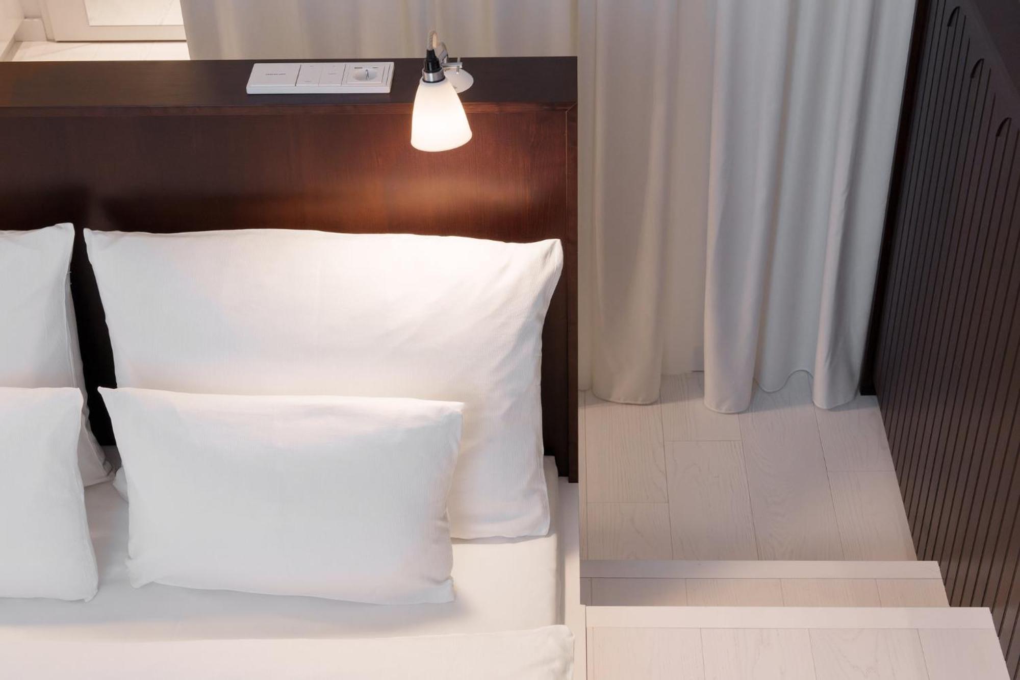 Ruby Hanna Hotel Stuttgart Bagian luar foto