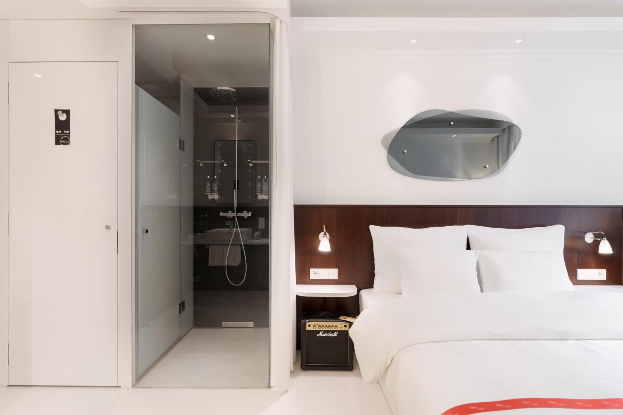 Ruby Hanna Hotel Stuttgart Bagian luar foto