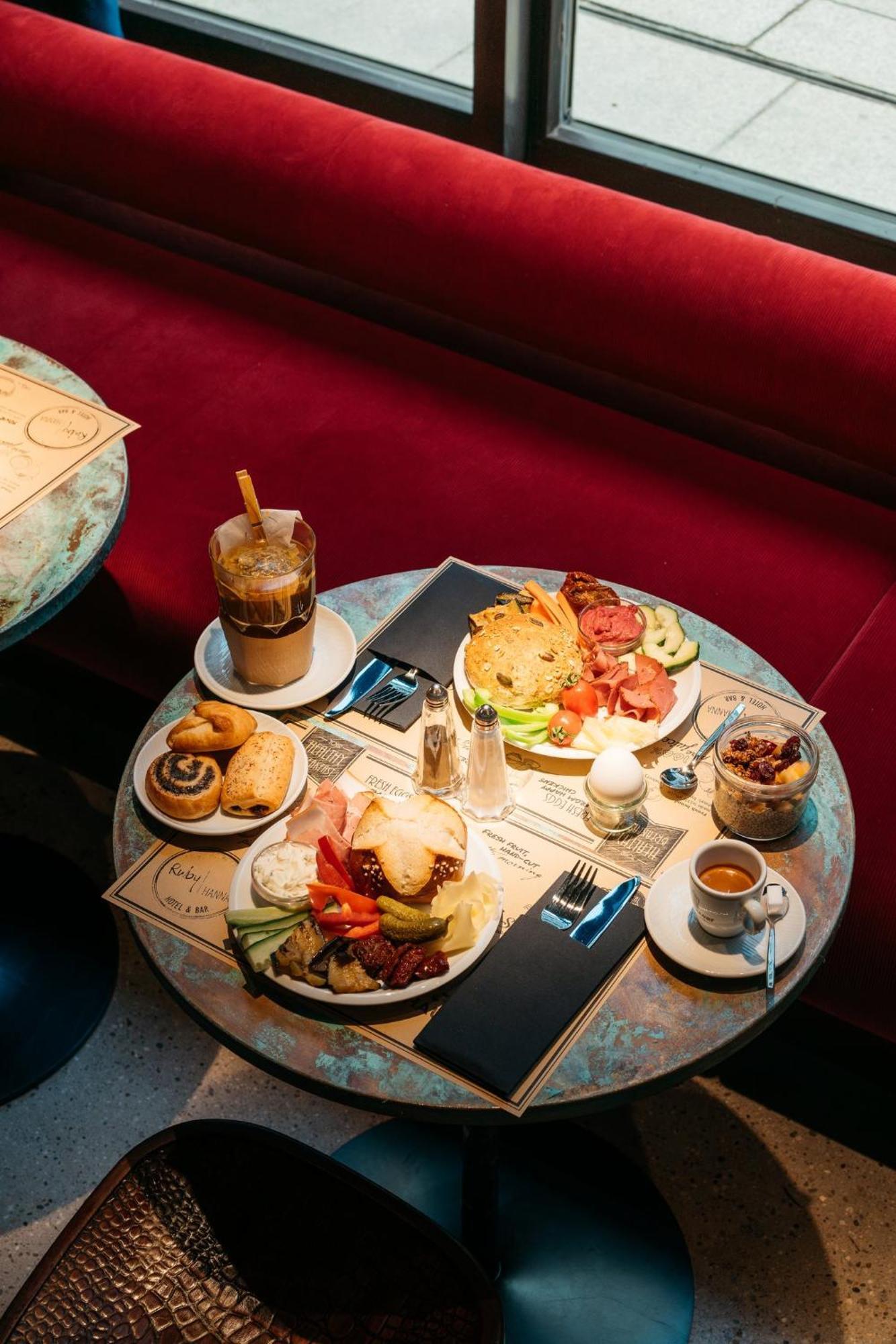 Ruby Hanna Hotel Stuttgart Bagian luar foto
