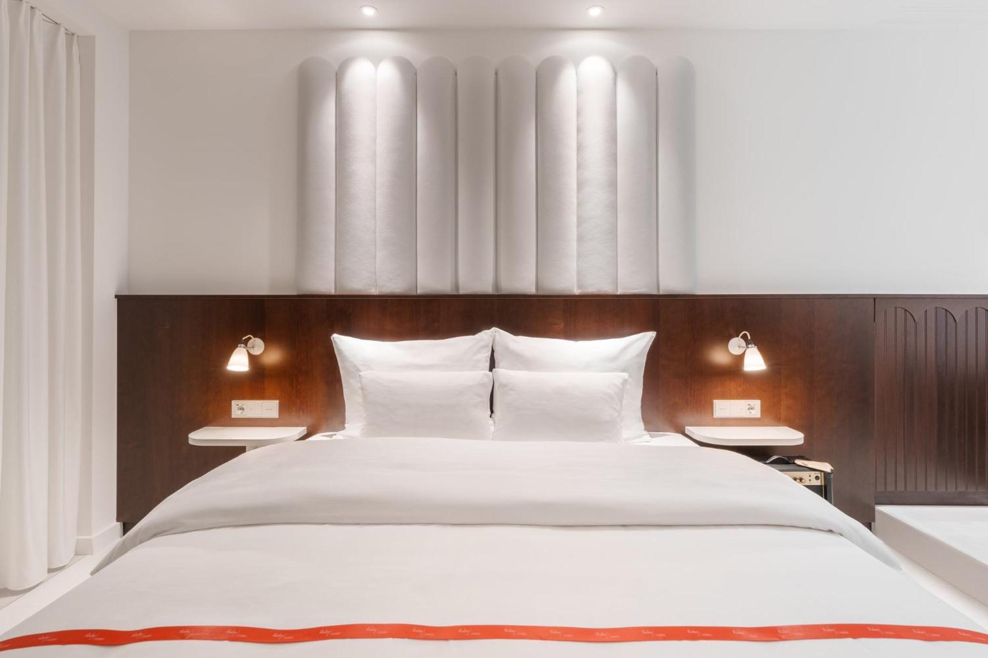 Ruby Hanna Hotel Stuttgart Bagian luar foto