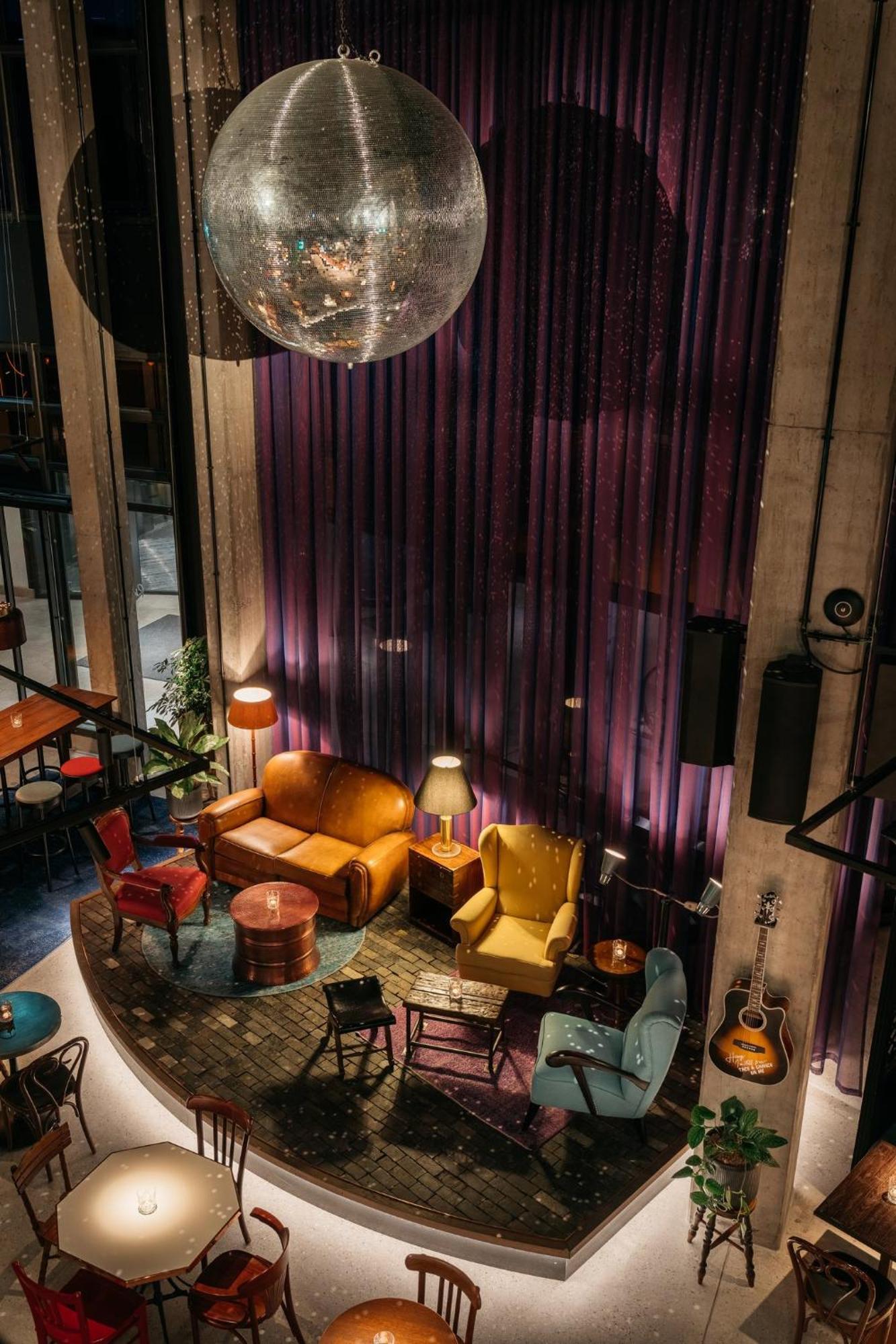 Ruby Hanna Hotel Stuttgart Bagian luar foto